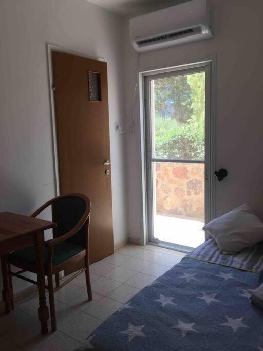 The Little Dorm And Beer Daire Arad Dış mekan fotoğraf